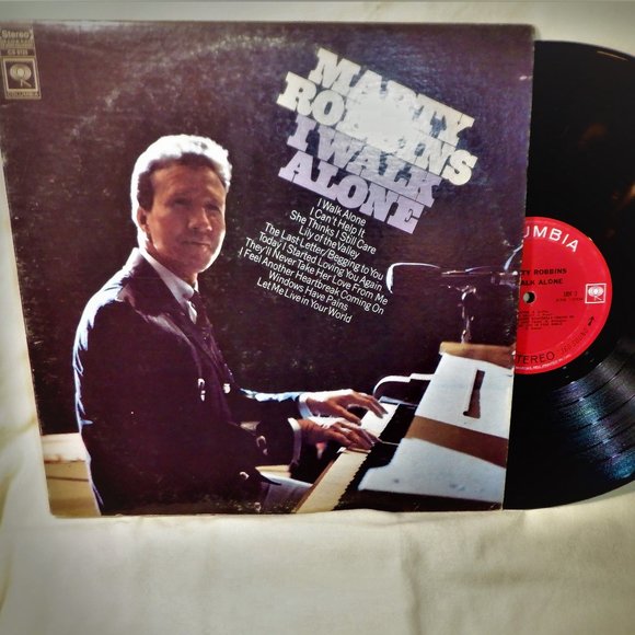 MARTY ROBBINS ~ I Walk Alone - VINTAGE - 1968 Vinyl LP - Picture 1 of 2